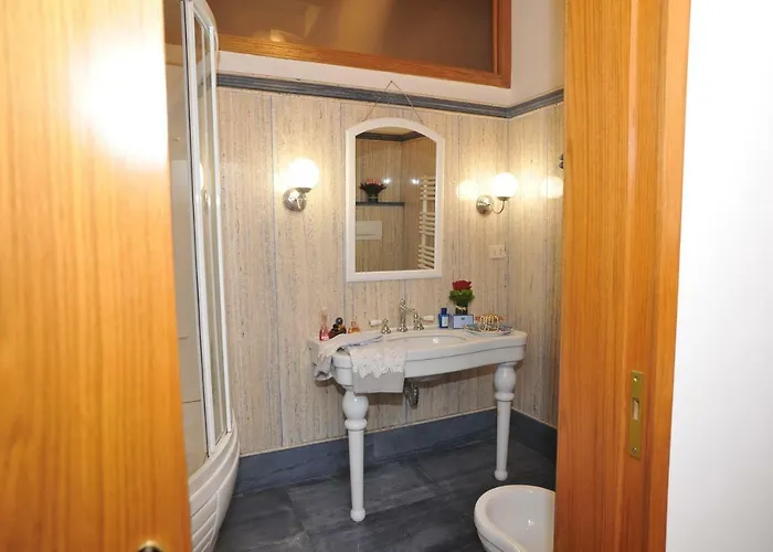 Domus Pellegrino 166 *